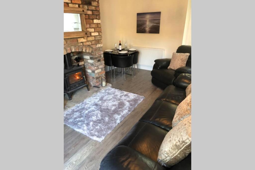 Dove Nest Cottage Blackpool Литам Сент Аннс Екстериор снимка